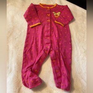 Carter’s baby girl footie Pajamas size 9M